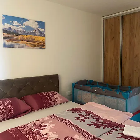 Apartman Green *